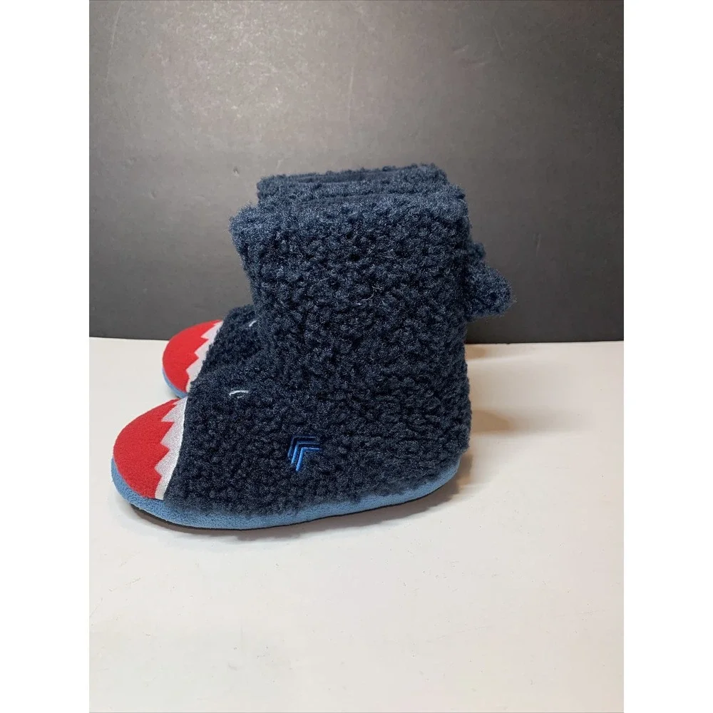 Totes Toasties Kids Shark Slippers Blue Booties Sz 11-12 Warm Cozy Casual Home‎